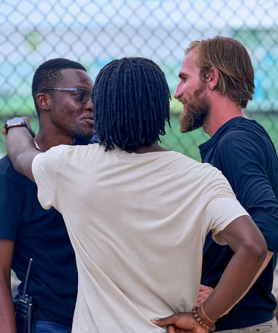 Emmanuel and Jean on set